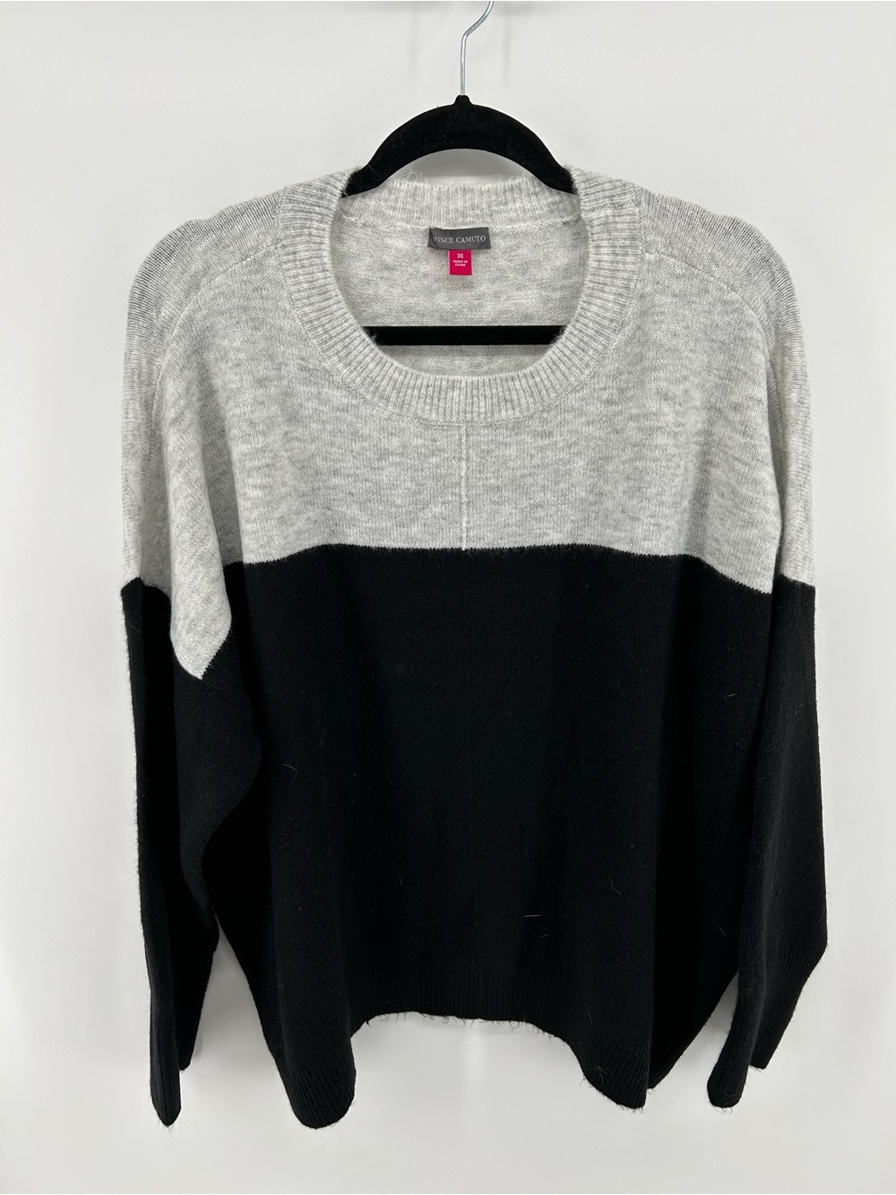 Vince Camuto Two-Tone Crewneck Sweater - Light Gray & Black